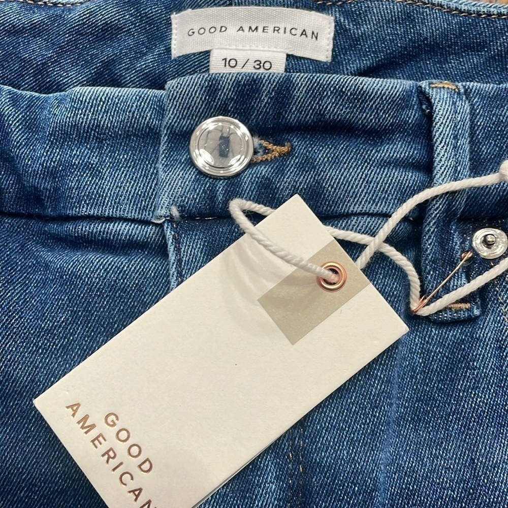 GOOD AMERICAN Good Waist Crop Jeans - Picture 13 of 16